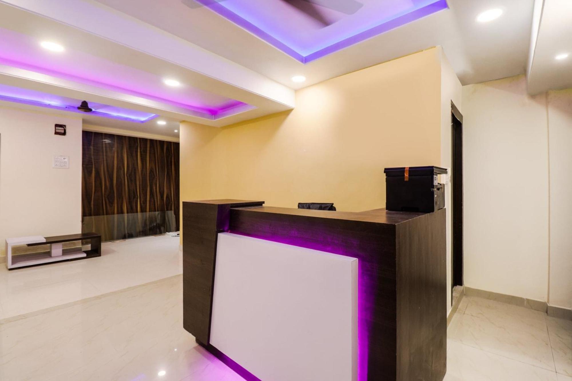 Hotel O Kuber Residency Near Birla Mandir Колката Екстериор снимка