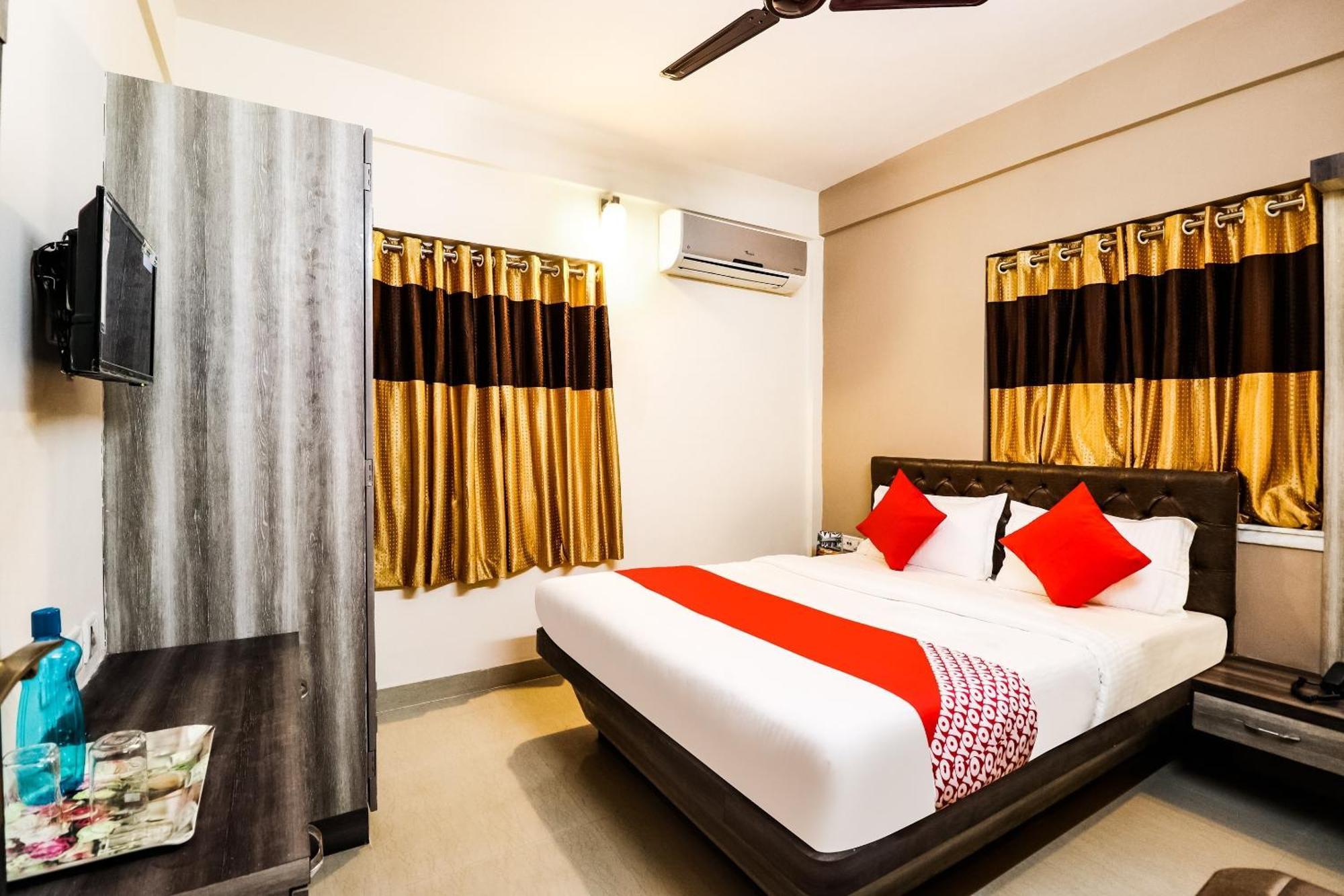 Hotel O Kuber Residency Near Birla Mandir Колката Екстериор снимка